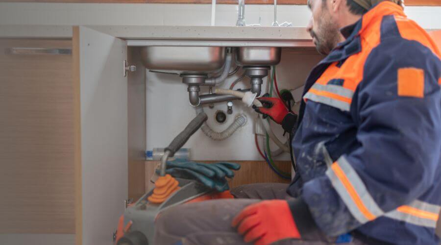 Professional slab leak plumber services in Tipton, CA
